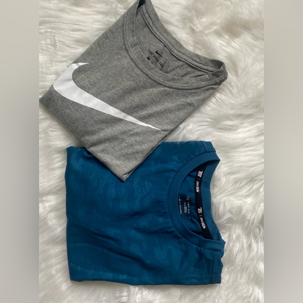 Nike size XL (18/20)